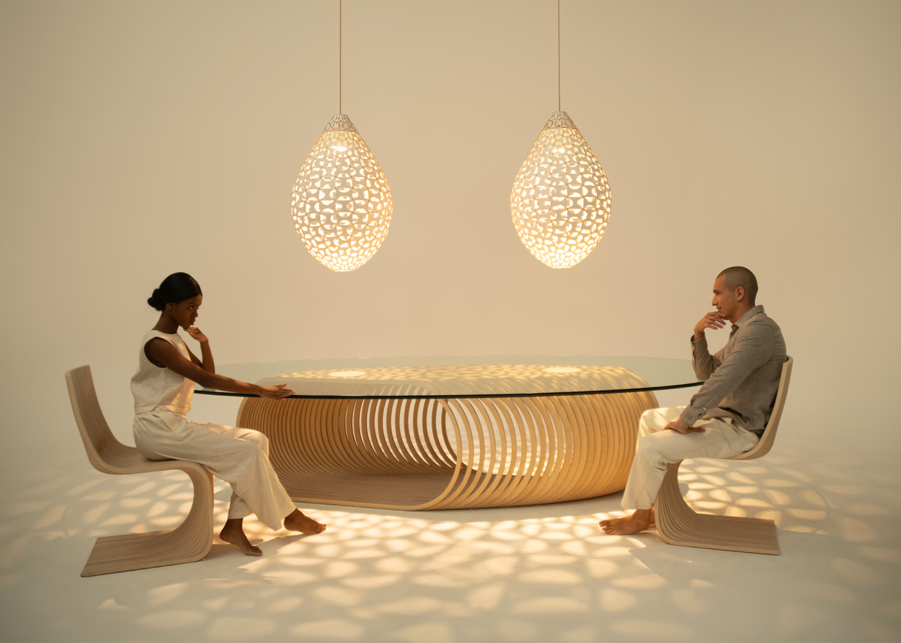 Mola Dining Table Medium 
