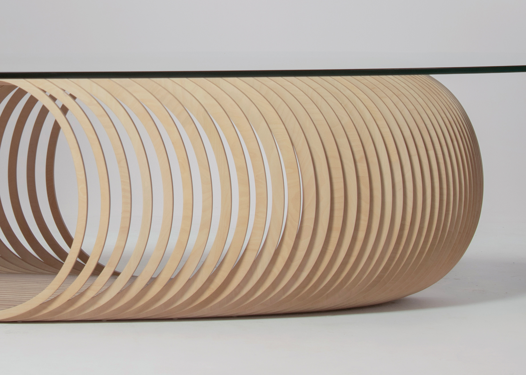 Mola Dining Table Medium 