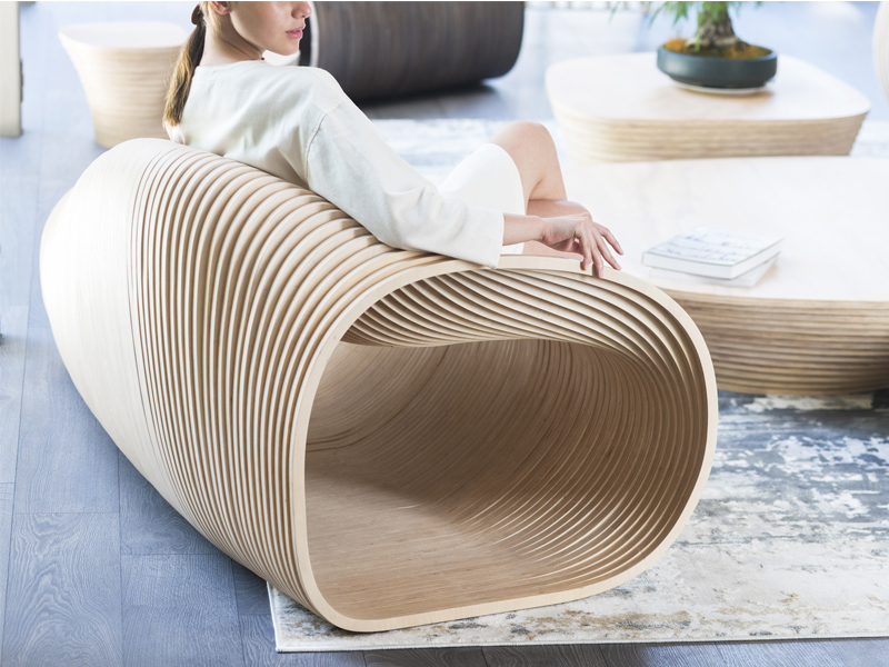 Soave Chaise