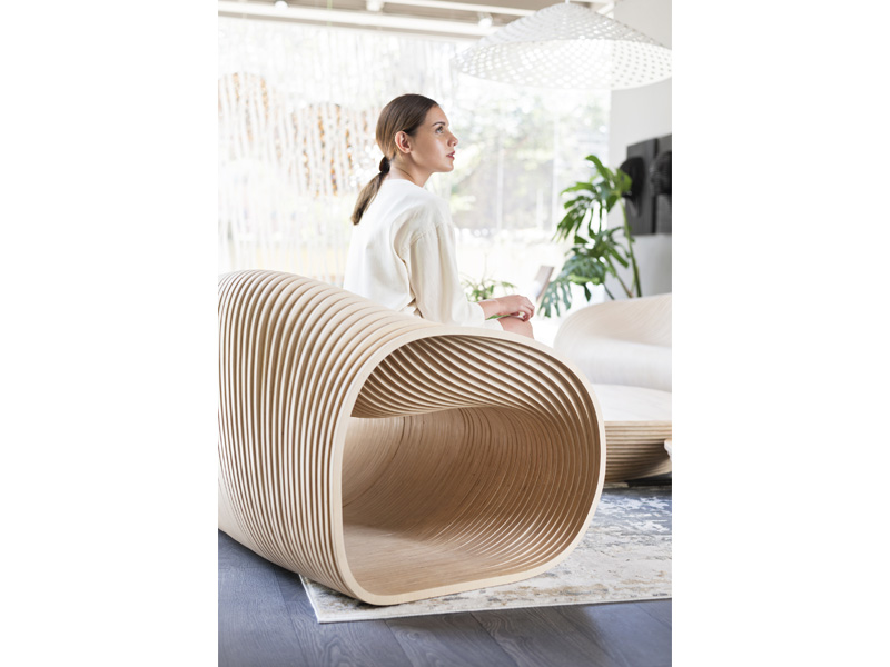 Soave Chaise
